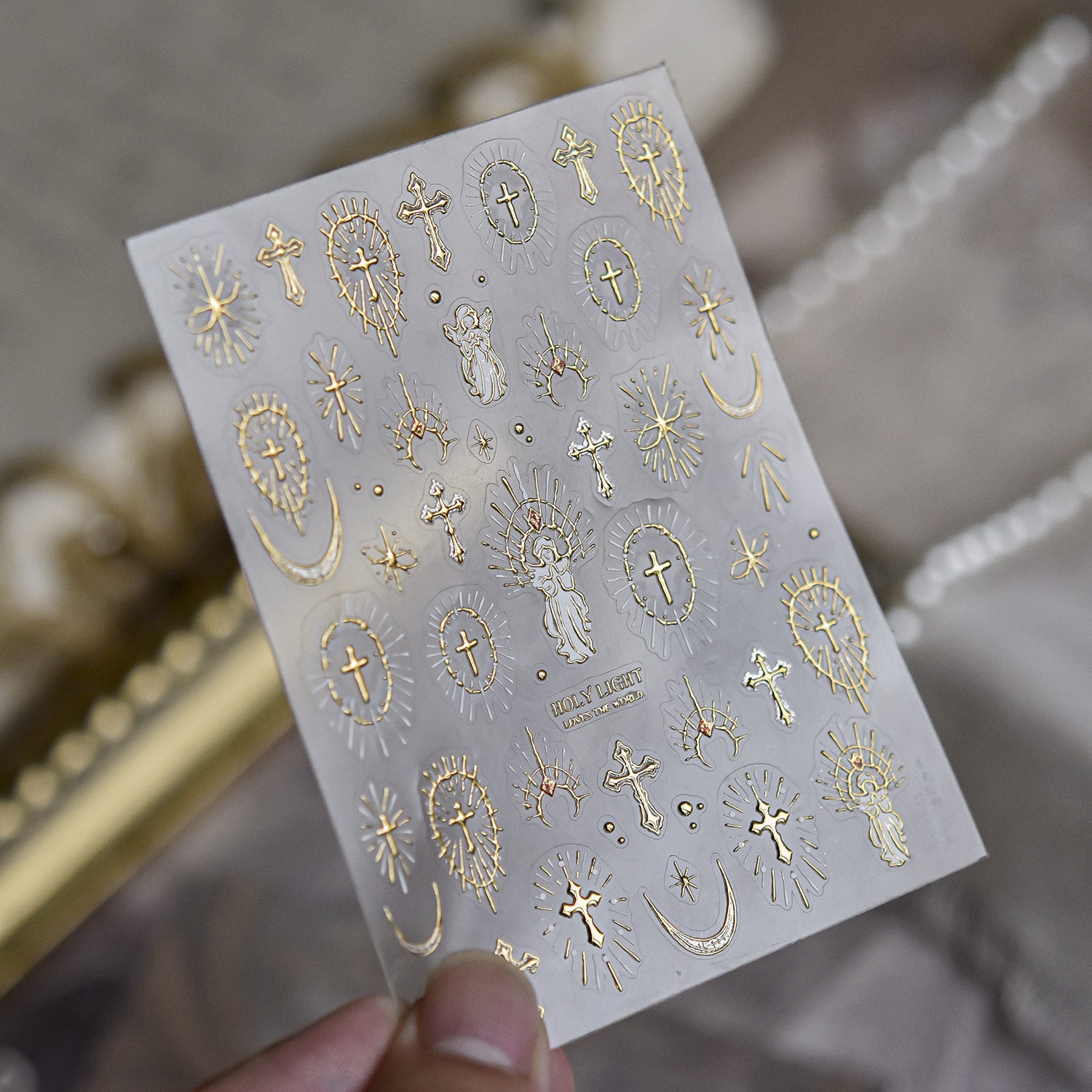 金色十字架光芒 – 奢華宗教美甲貼紙