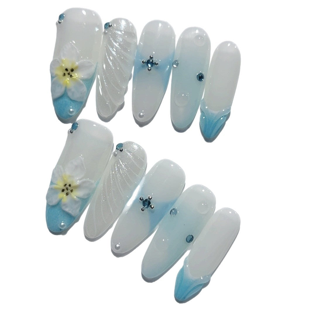365nails - 冰霜綻放：霜花 — 杏仁形 手工製 立體雕刻 穿戴甲