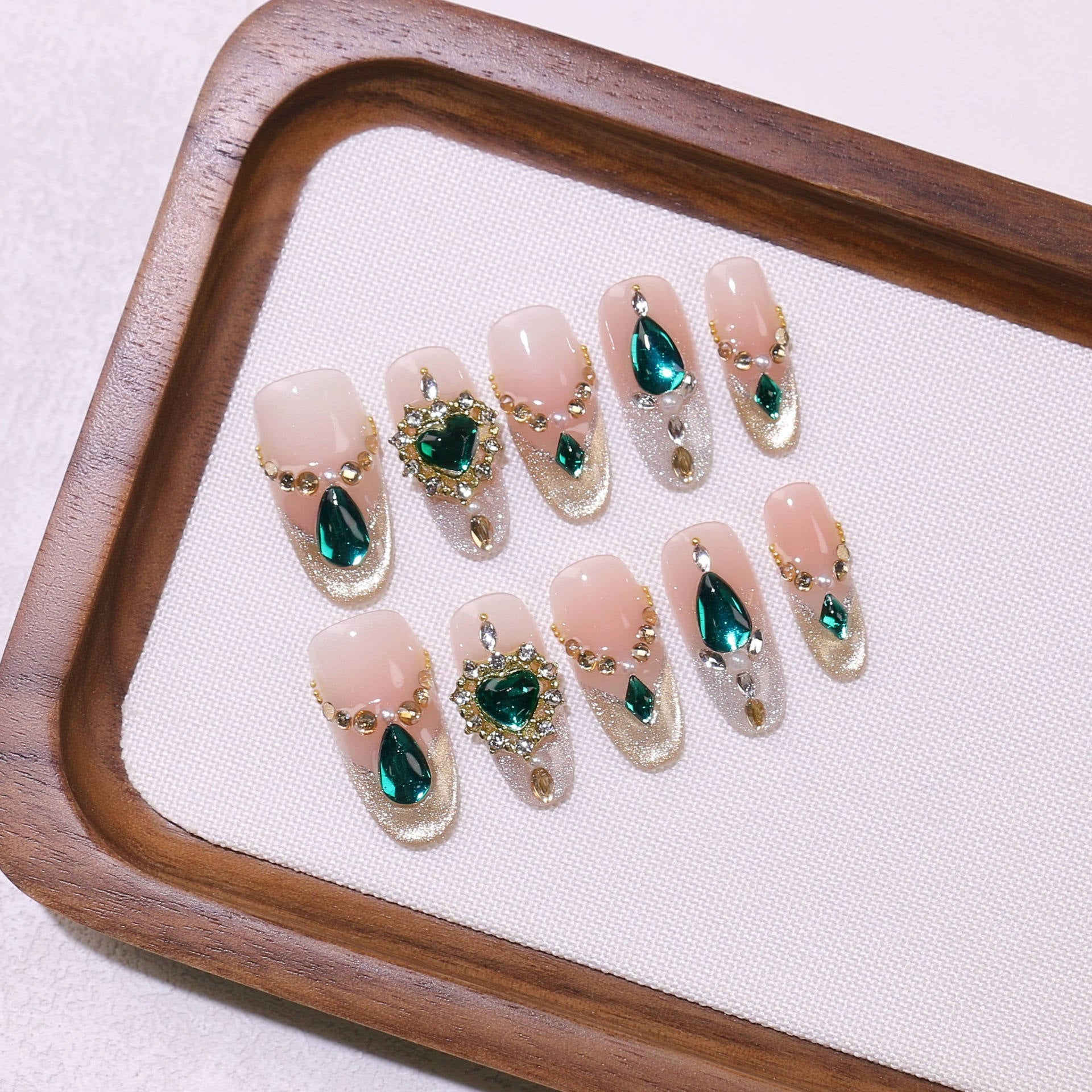 365nails-翡翠皇家：「復古寶石」— 長款 杏仁形 手工製 甲片