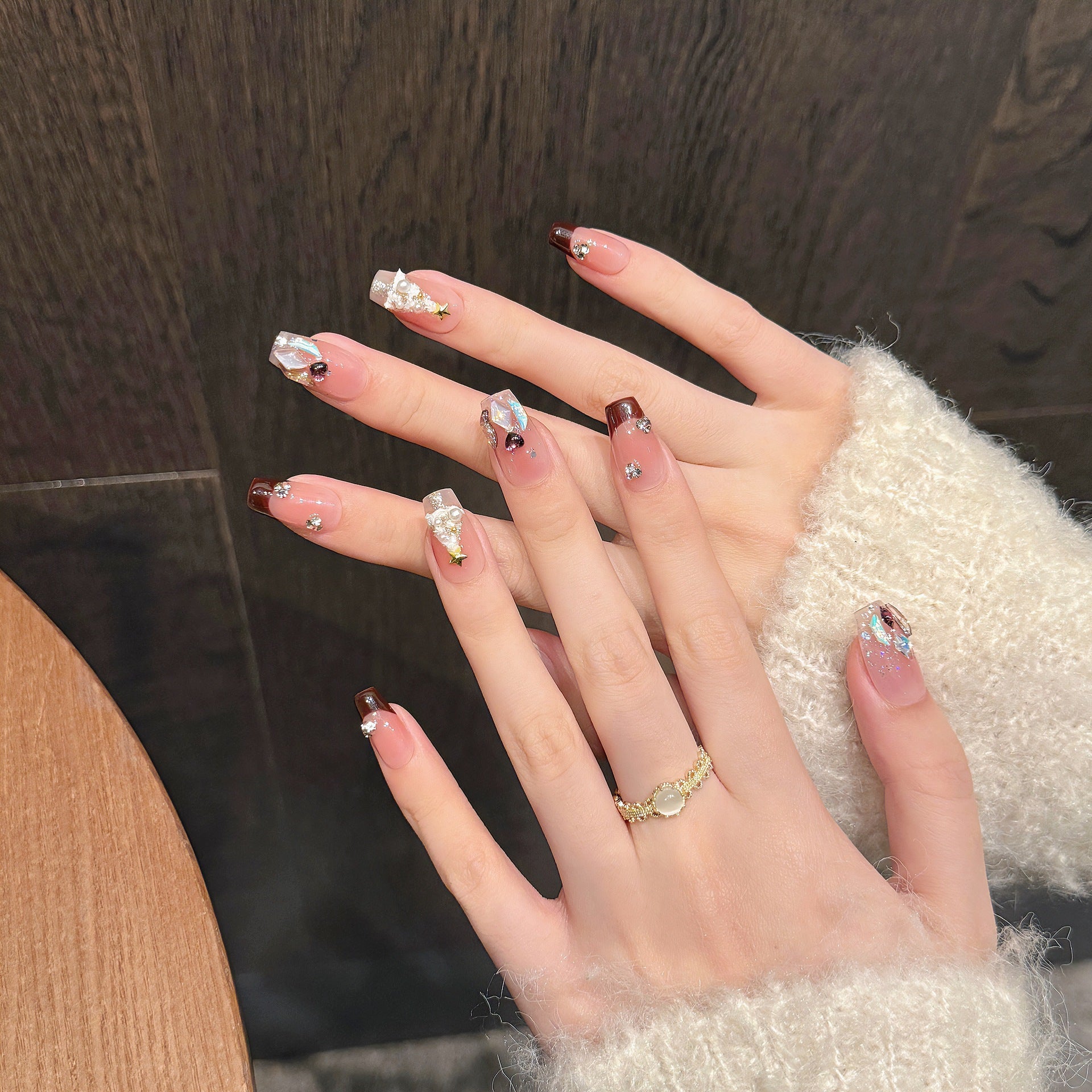 Pink and Brown Christmas Press‑On Nails – Tree & Iridescent Crystal Design