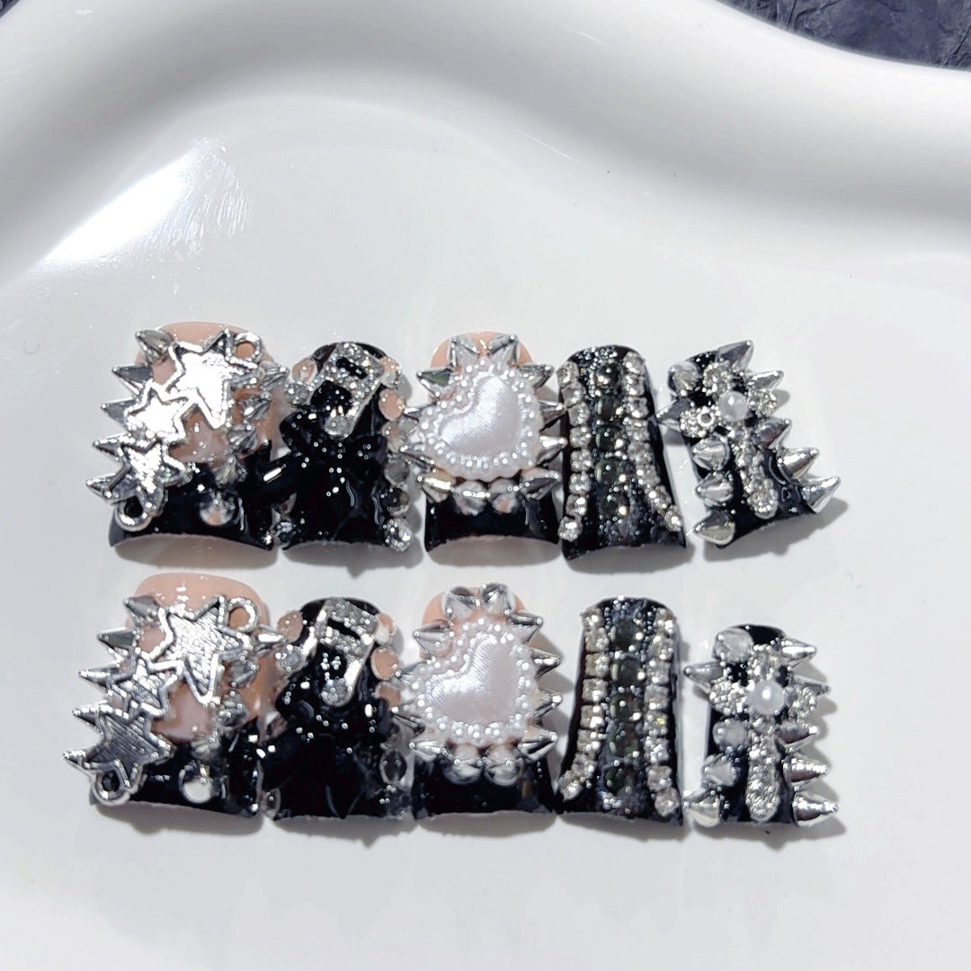 Punk Royal: "Spiked Heart" – Short Almond Handmade Press On Nails