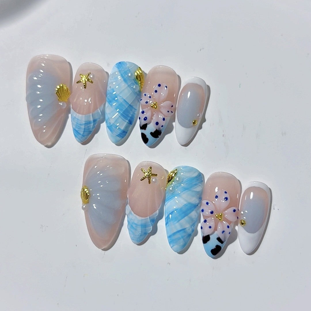 365nails: "海洋貝殼美人魚" – 中長款杏仁形海藍色手工製穿戴甲