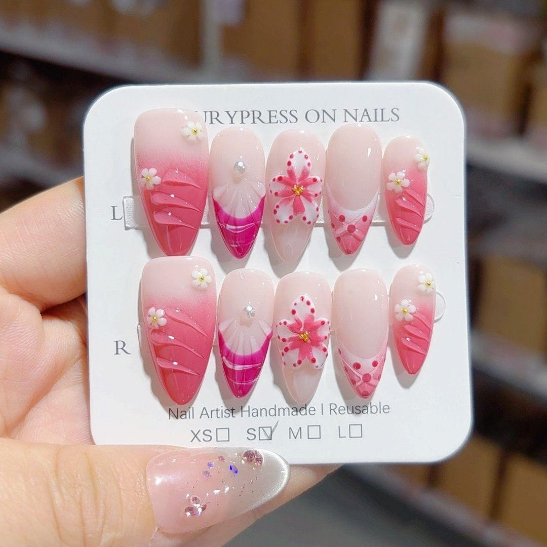 365nails-Sakura Blush: "Flores de Cerejeira Degradê" – Unhas Postiças Artesanais de Amêndoa Média
