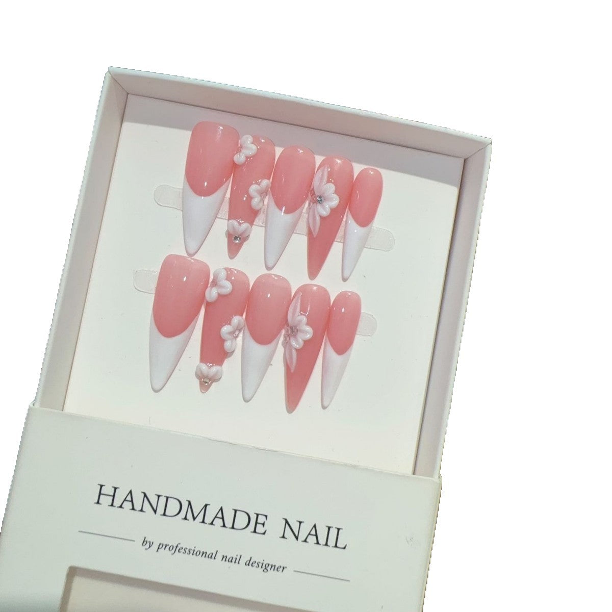 365nails: "홍조의 꽃" – 3D 플로럴 프렌치 수제 스틸레토형 네일