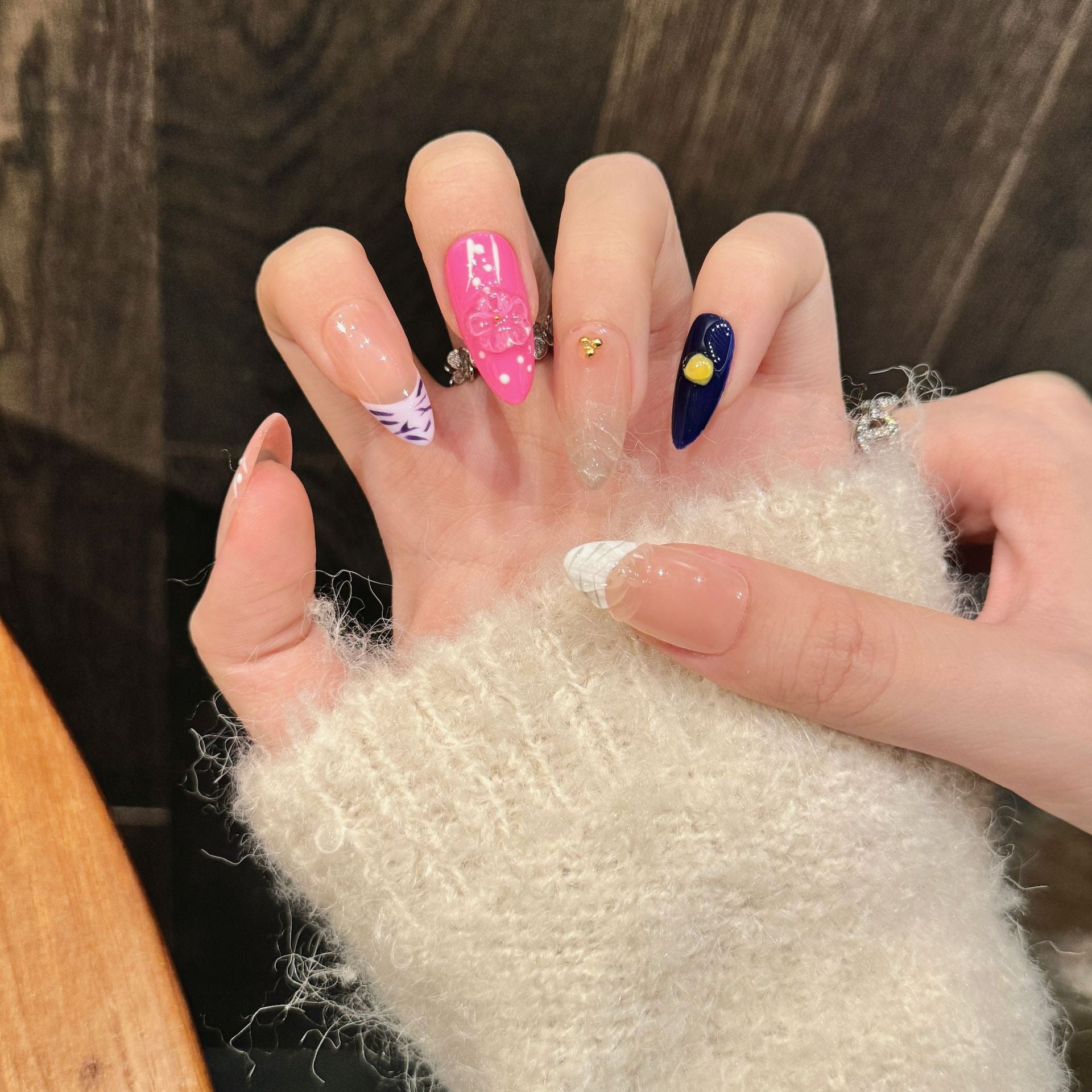 Novas unhas postiças de fototerapia artesanais amêndoa pequeno produto acabado fresco | 365nails