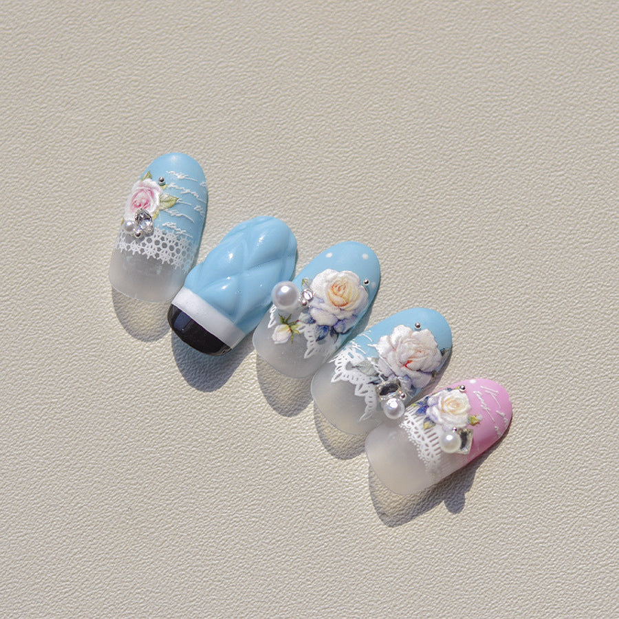 365nails: "Delicate White Rose & Lace" – nail art stickers
