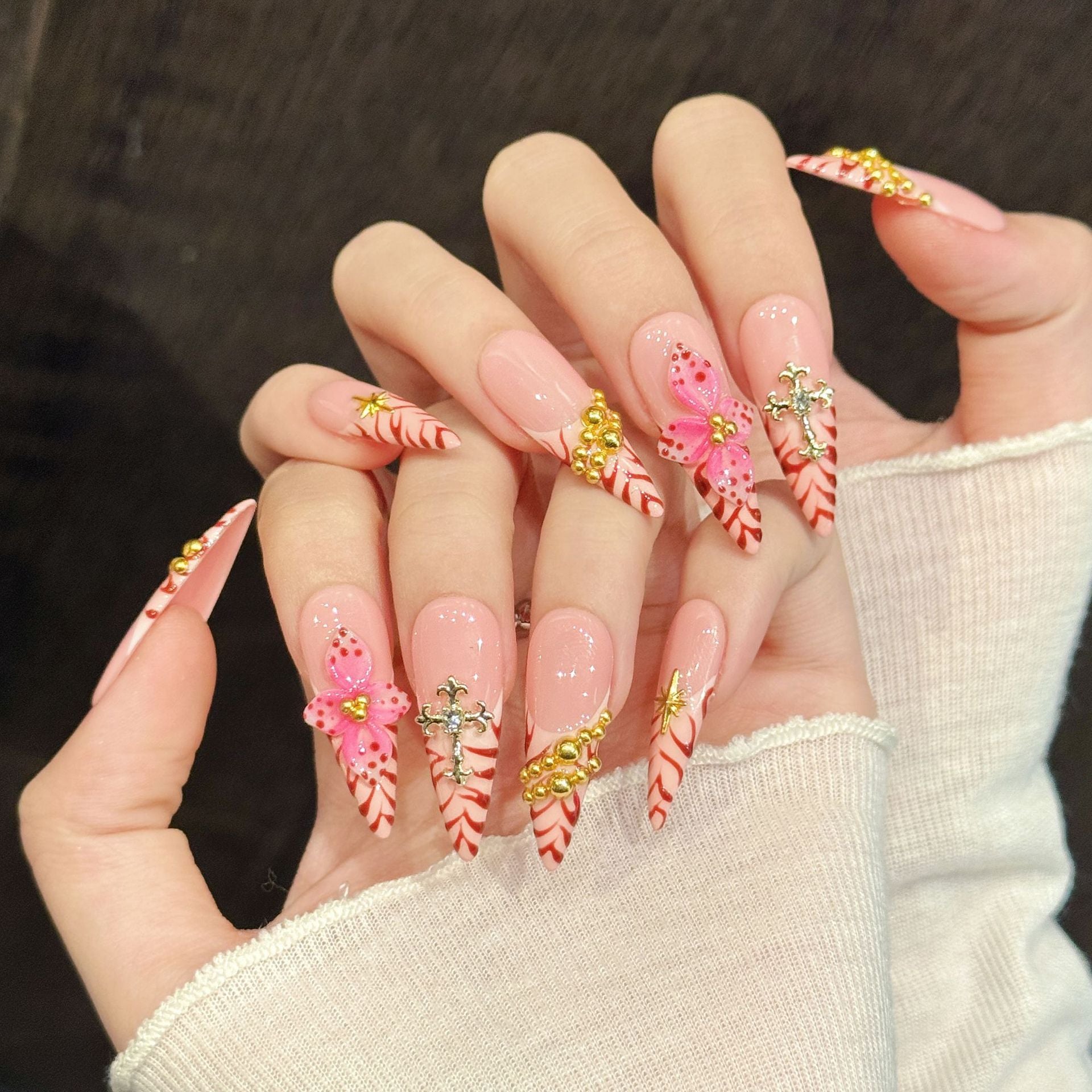 365nails "Paradis Rose" – Ongles forme amande faits main avec fleurs 3D