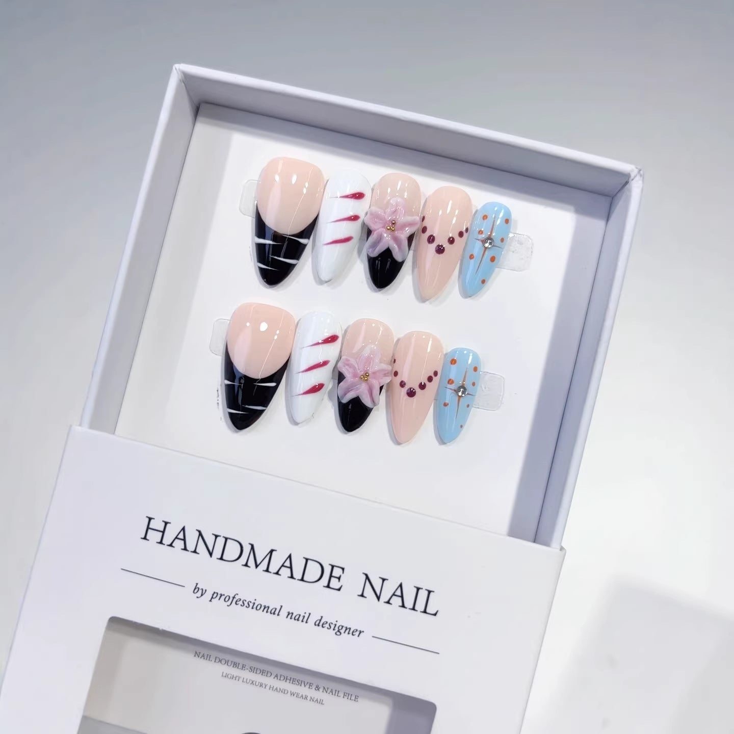 Sakura Edge: "Sakura Sangrenta" – Unhas Postiças Longas Amendoadas