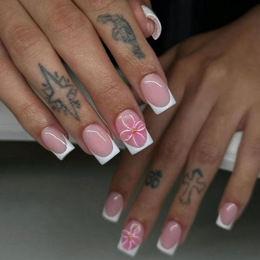 Simple French white  blush 3D flower  short square fake nail piece wholesale｜365nails