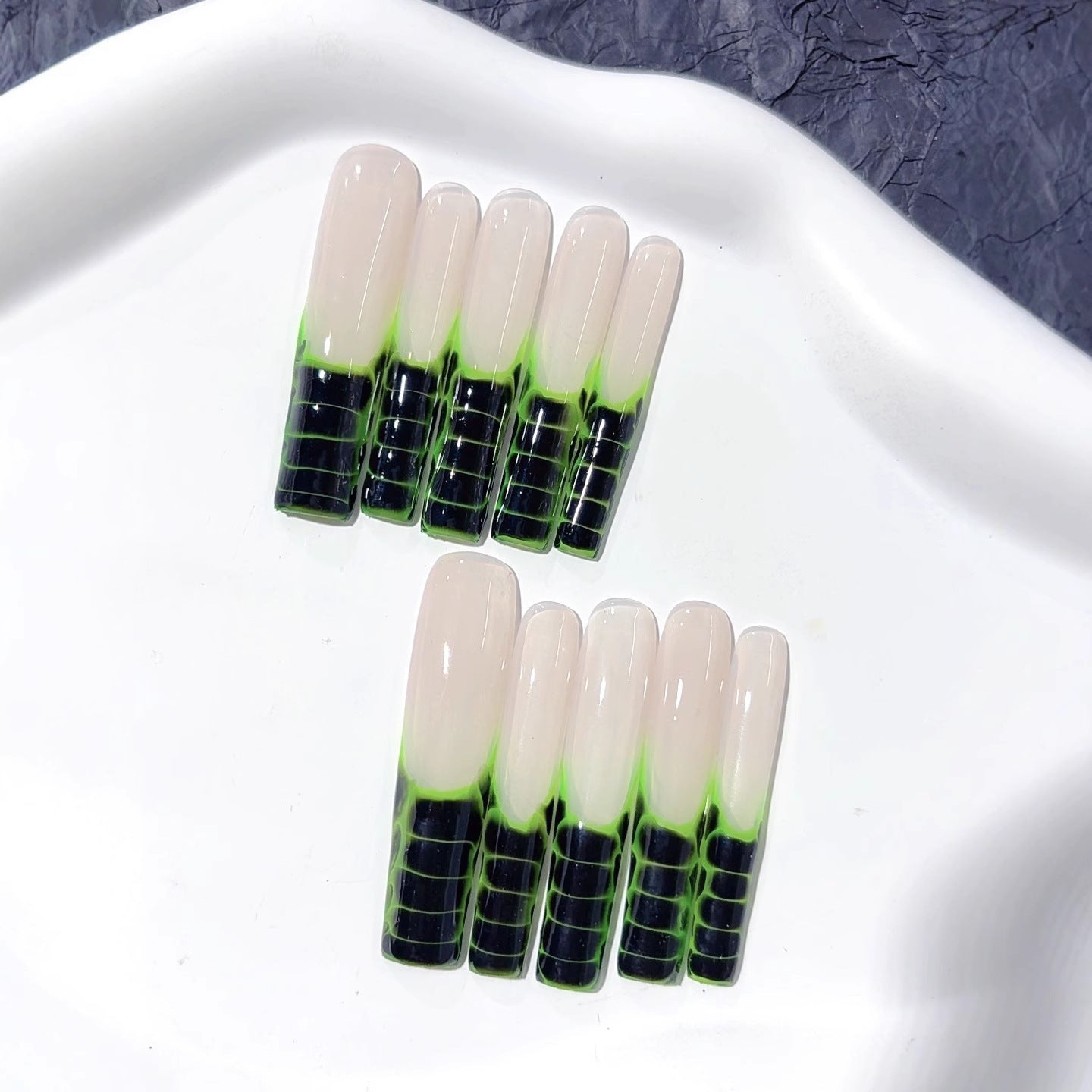 Neon Green Black Graphic Gradient Press On Nails