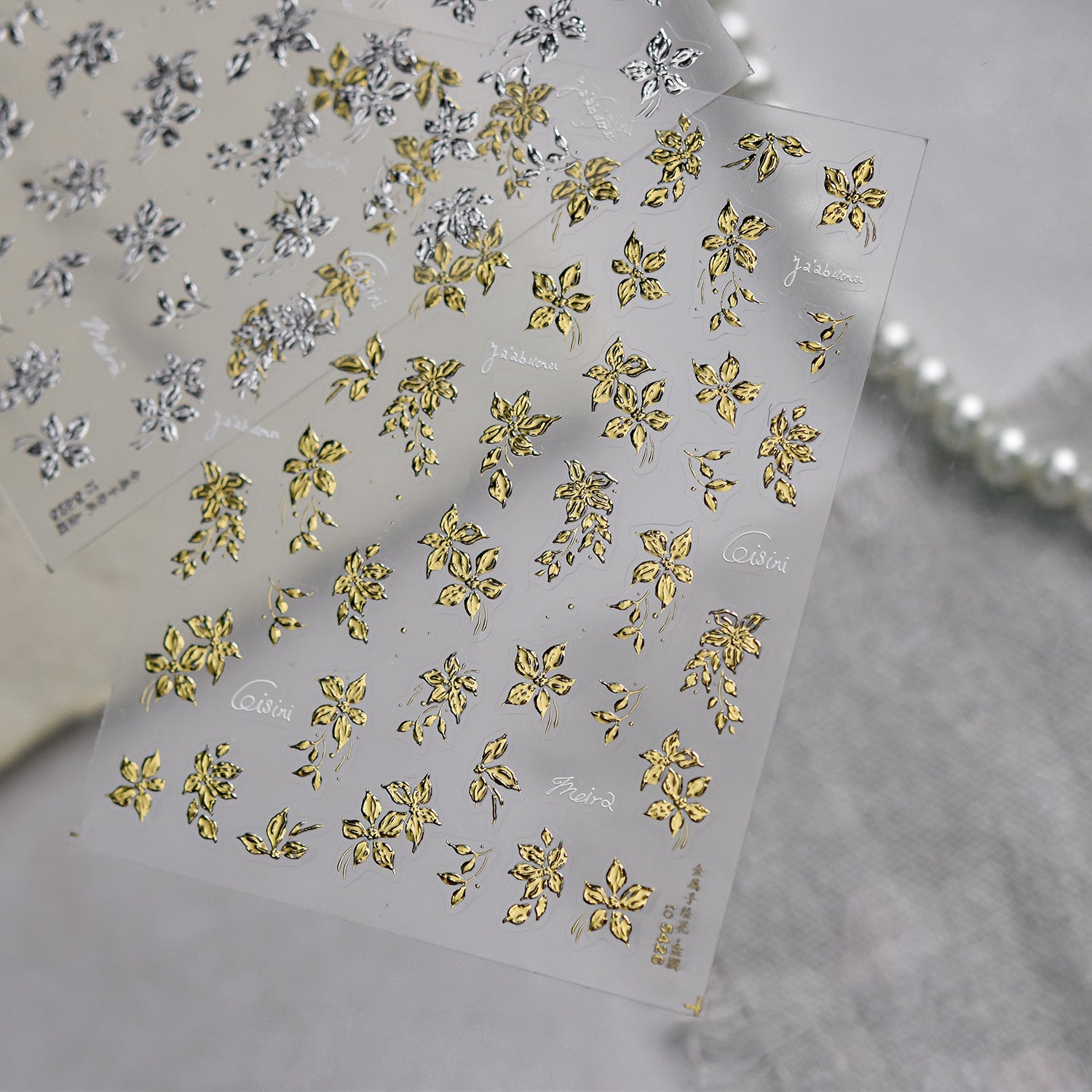 金葉系列: "優雅金常春藤" – 3D 金屬感美甲貼紙