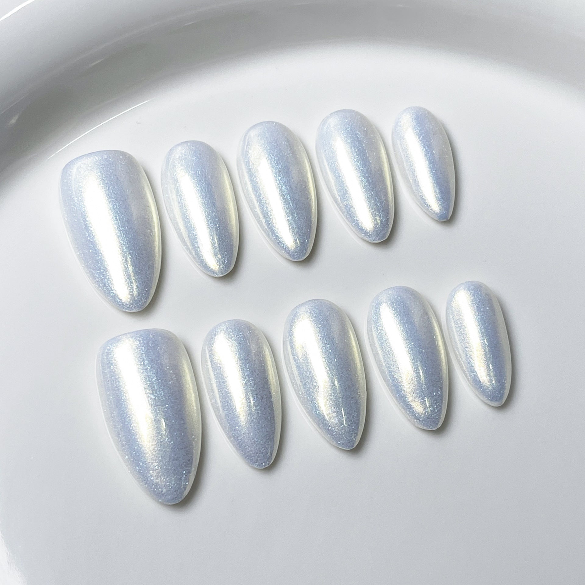 Handmade Press-on Nails Simple Spice Girl Aurora Nail Shining Solid Color  Almond Nail Wearing Fake Nails｜365nails