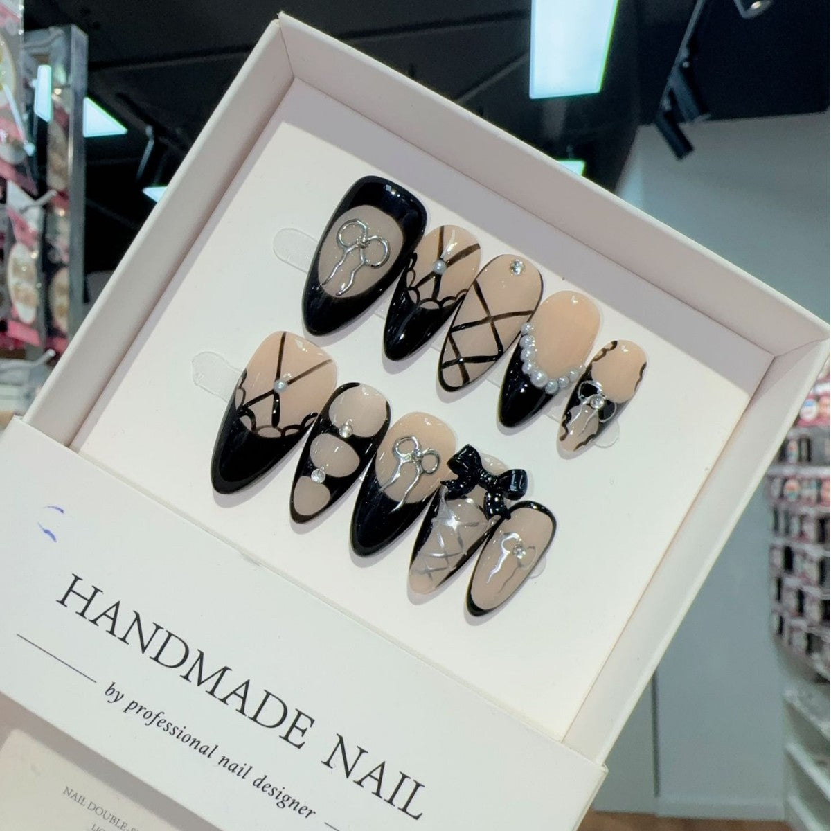 365nails: "Midnight Ballet" – 3D Bow Handmade Stiletto Nails