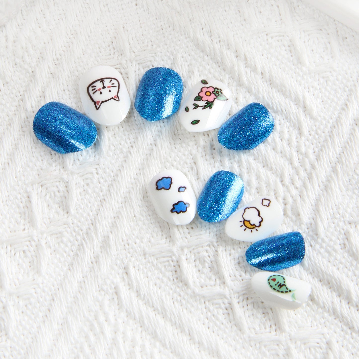 Kids press-on nails Bring your own nail patch, pointed almonds 24 pieces, finished blue kitten cartoon
