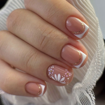 Simple and fresh French white short square press-on nails