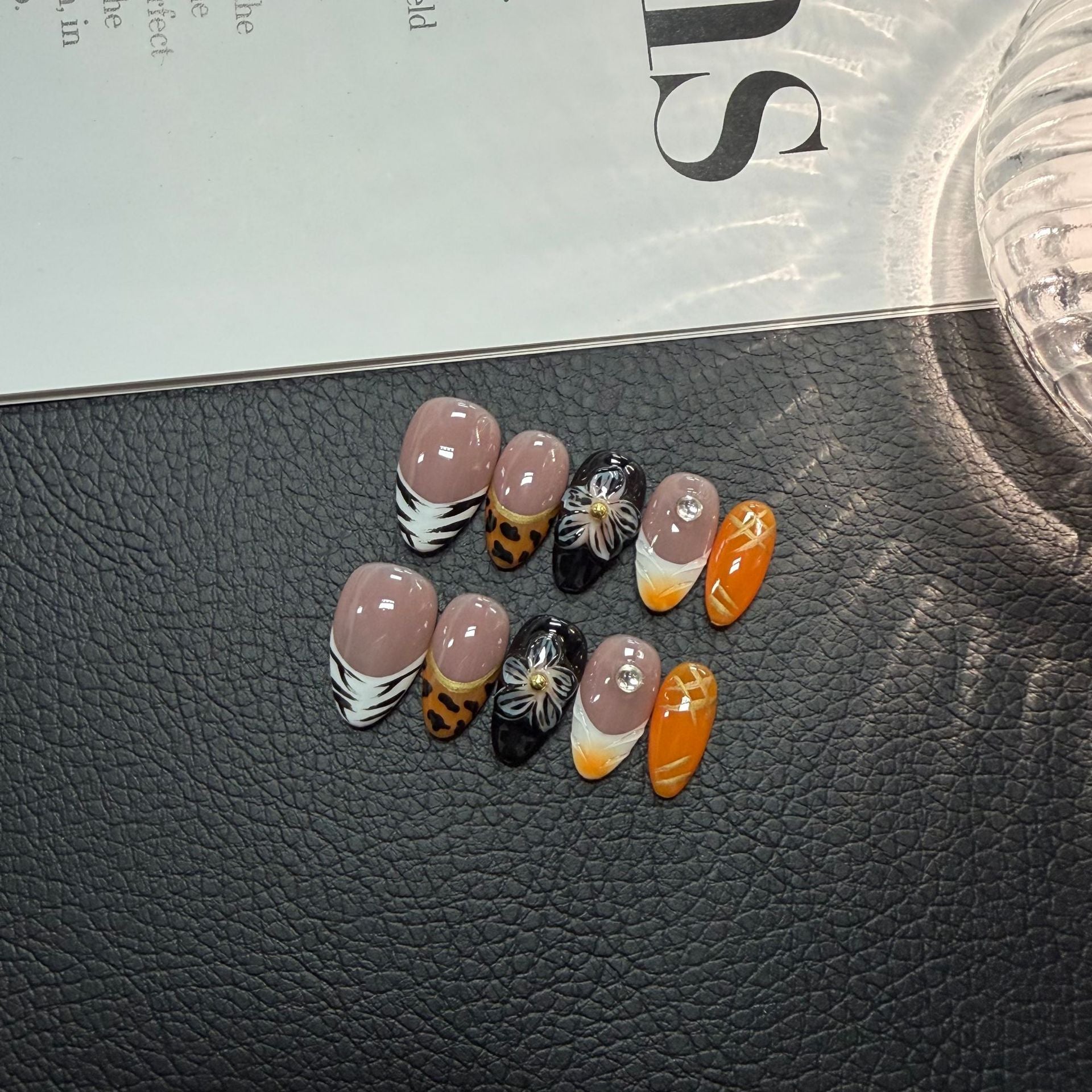 365nails: "Caramel Spots" – 3D Leopard Handmade Almond Nails