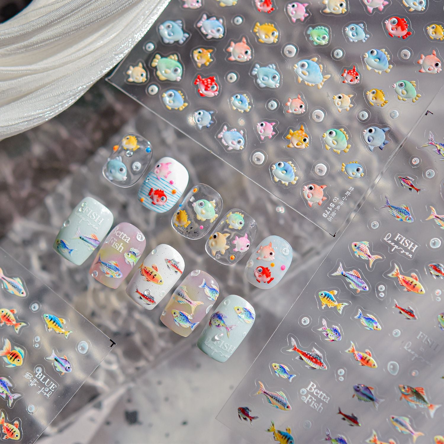 365nails: 虹彩鬥魚 指甲貼紙