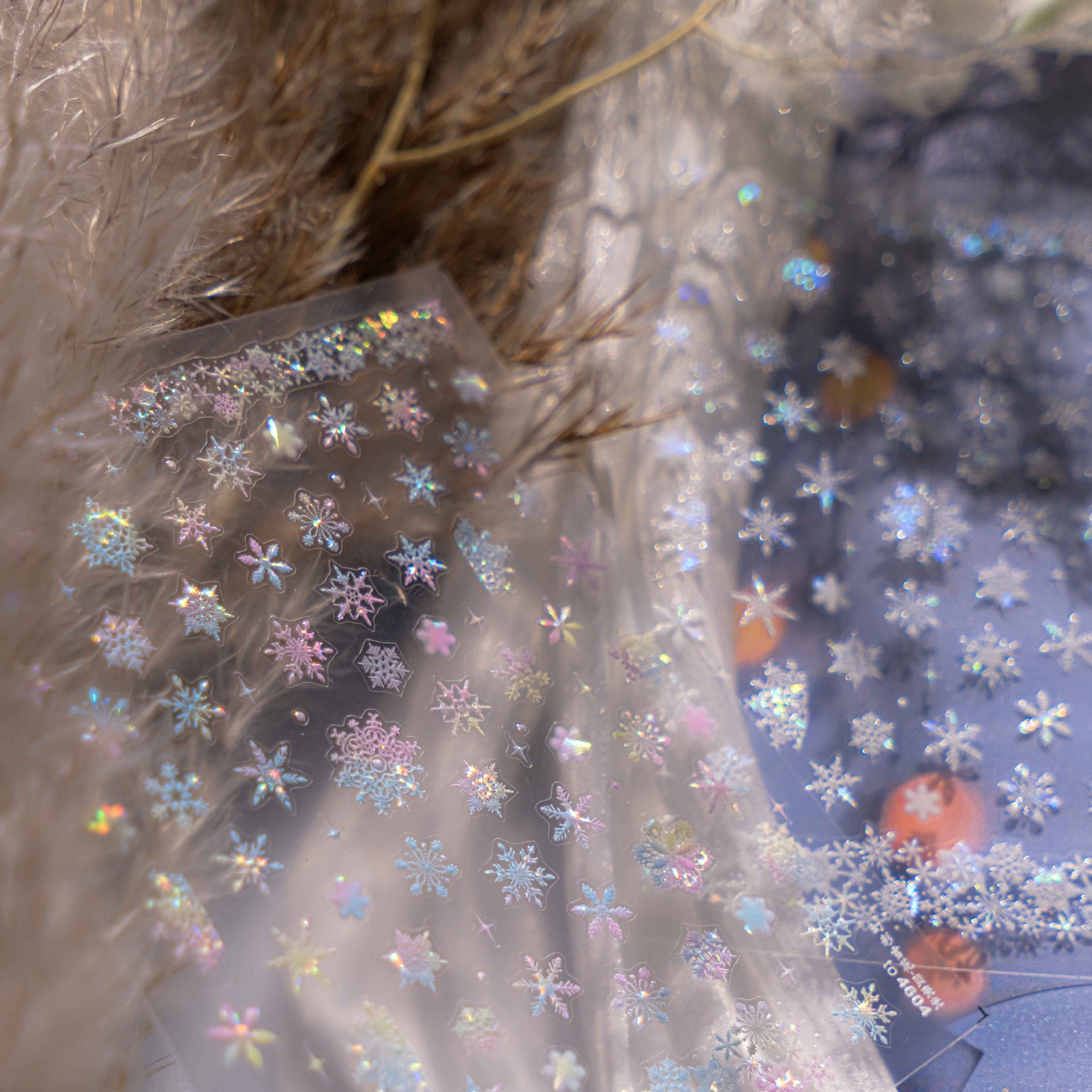 全息雪花系列: "虹彩雪" – 3D 浮雕美甲貼紙