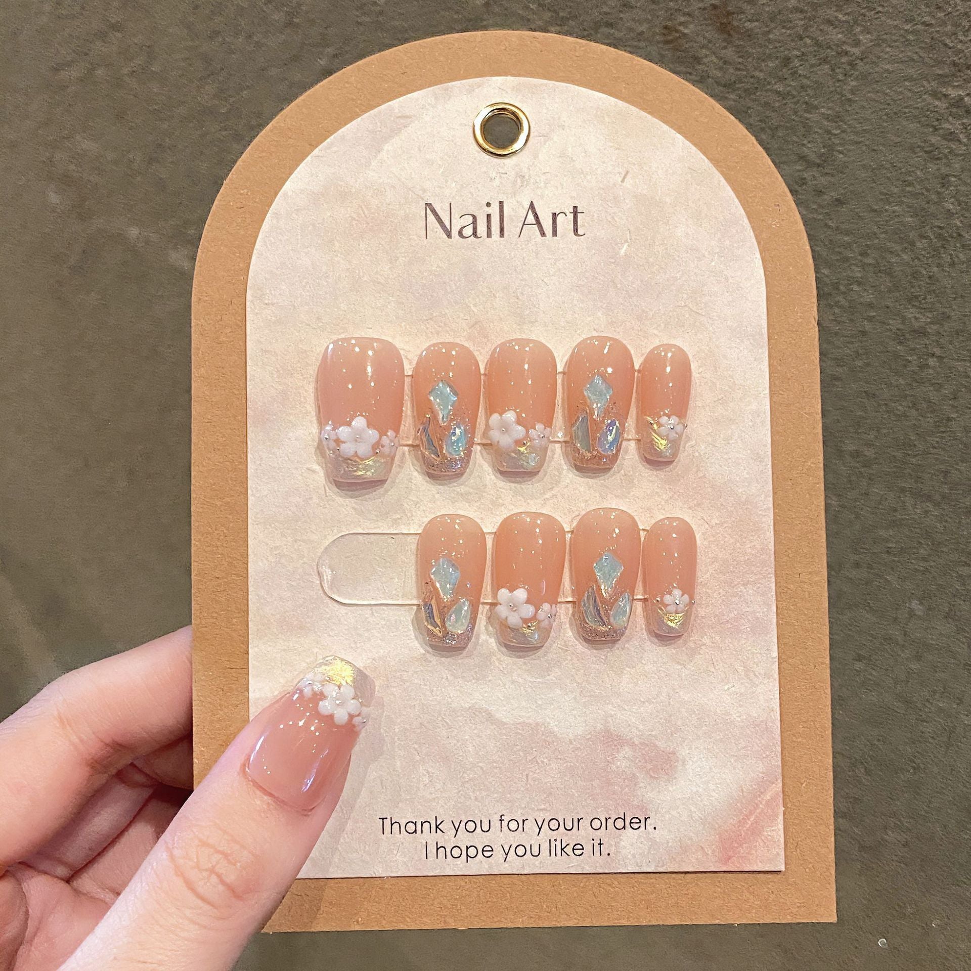 365nails: "Devaneio de Flor de Pêssego" – Unhas Curtas Amêndoa Florais 3D Feitas à Mão