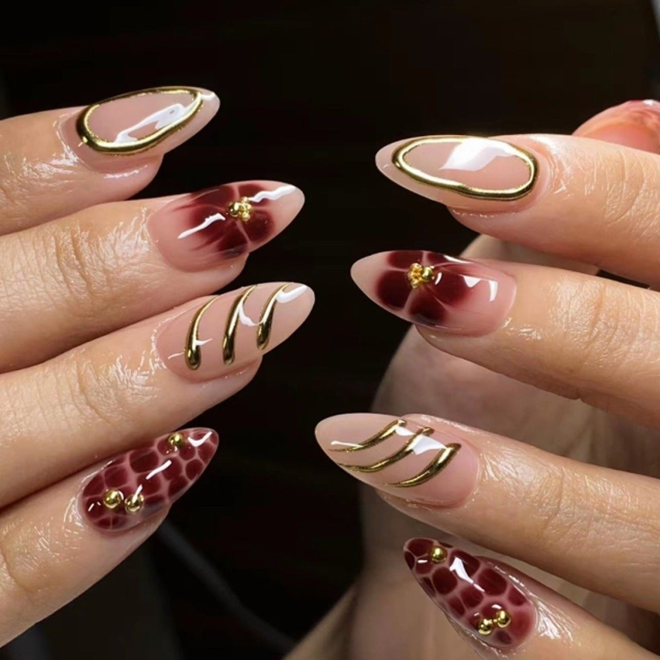 Short almond 3D three-dimensional press-on nails
