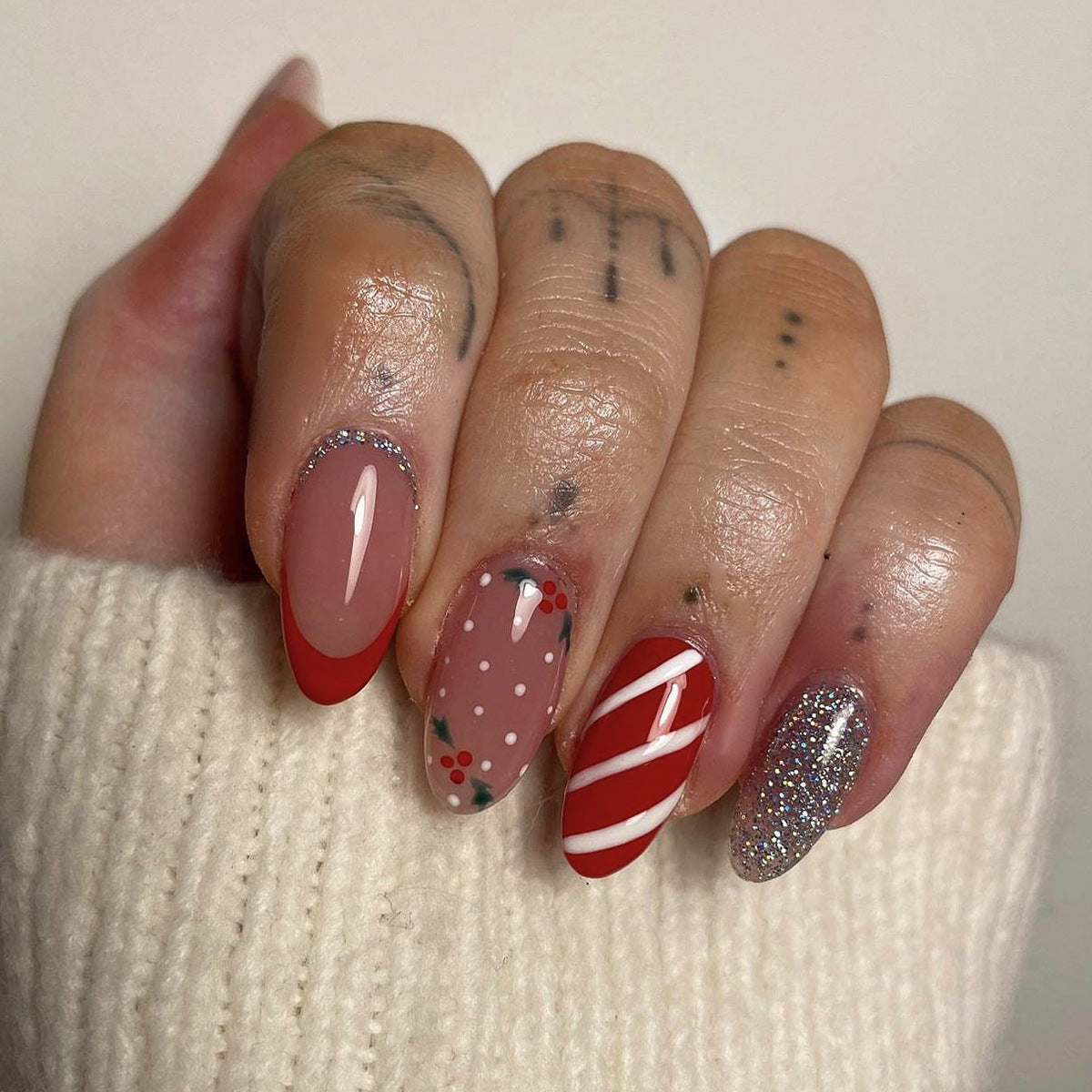 Christmas press on nails snowflake love snowman manicure short almond bow  long nail wholesale｜365nails