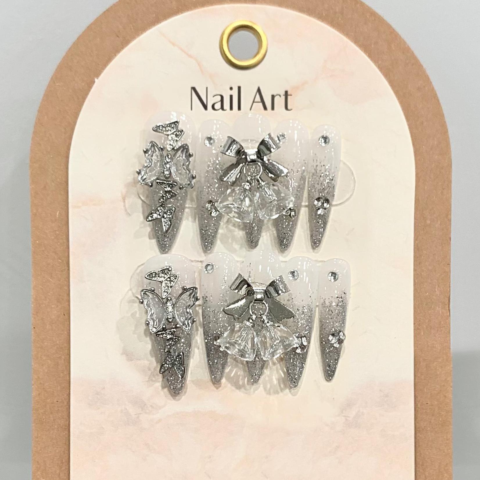 365nails: 「銀色天使」—3D 天使之翼與蝴蝶結 手工製 長款 尖形 甲片