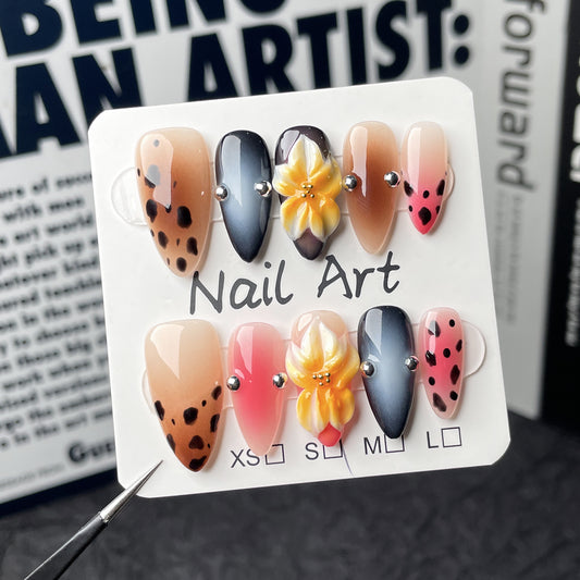 Handmade Press-on Nails 3D Three-dimensional Carving Sexy Leopard Print Blush Nail   Spice Girls Almond Nail｜365nails