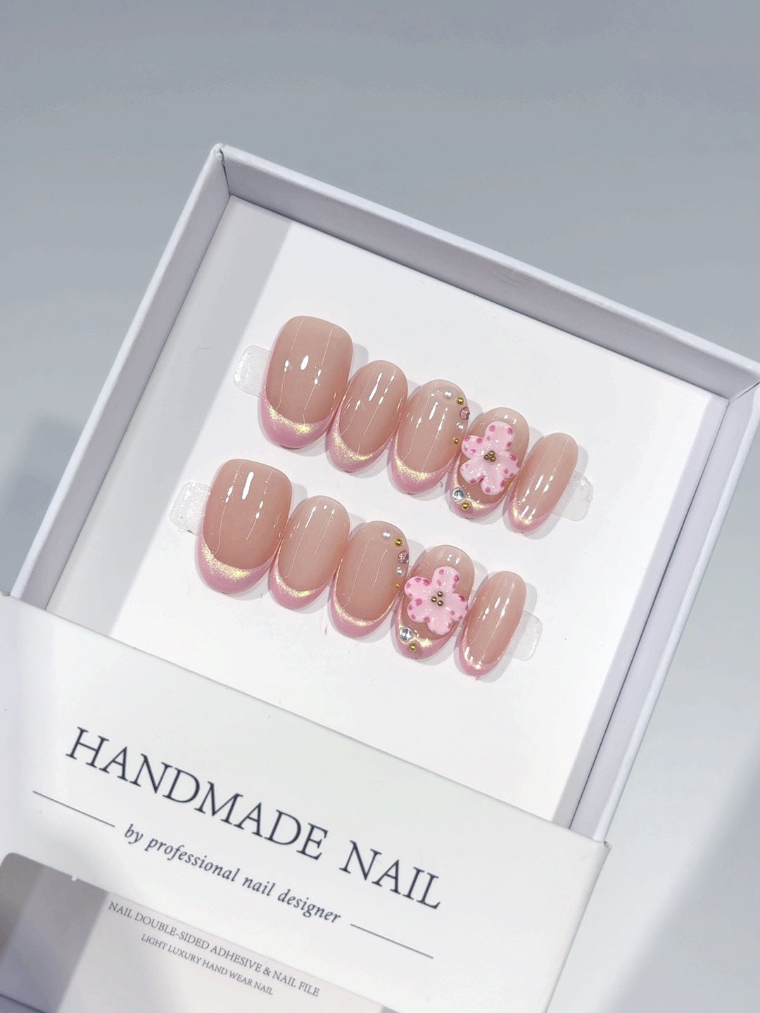Sakura French: "Pink Flower & Magnetic Cat Eye" – Short Square Press-On Nails