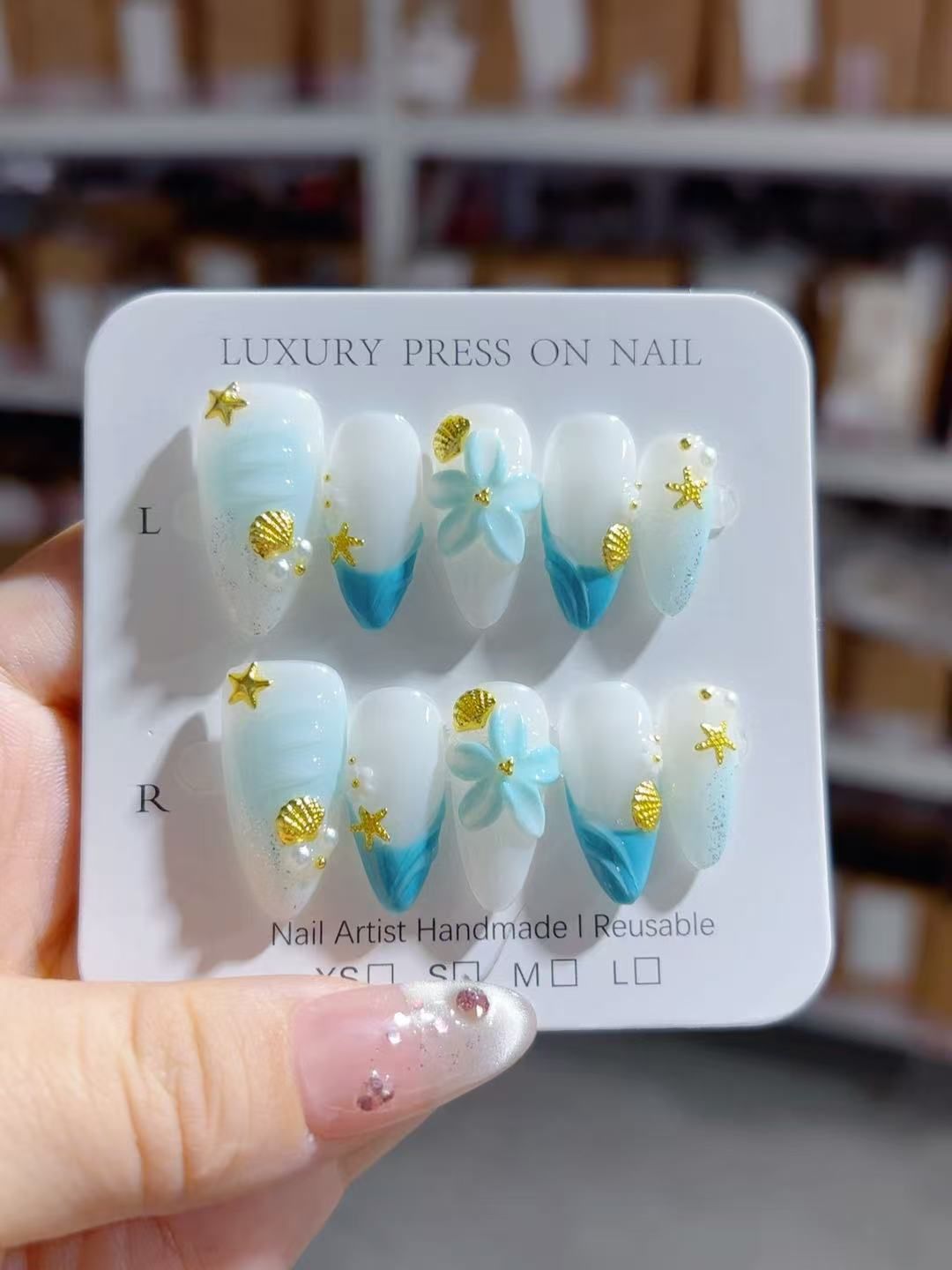 365nails: "海洋寶藏灣" – 中長款 杏仁形 藍色漸層 海洋風 手工製 穿戴甲