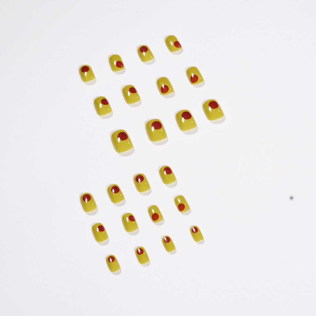 綠豆黃短款 塗鴉撞色穿戴甲 甲片 批發｜365nails