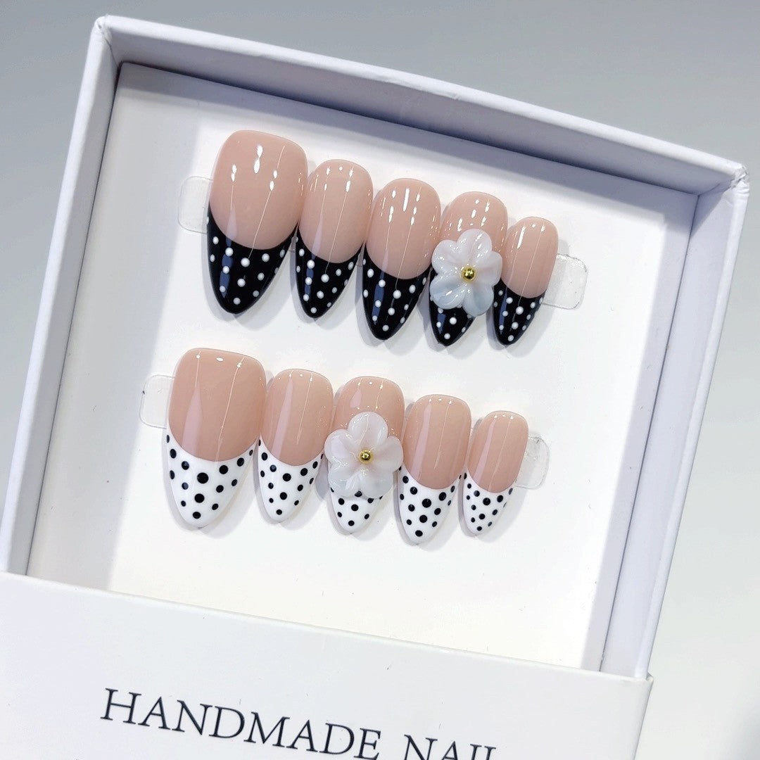 Classic Charm: "Polka Dot Daisy" – Almond Press-On Nails