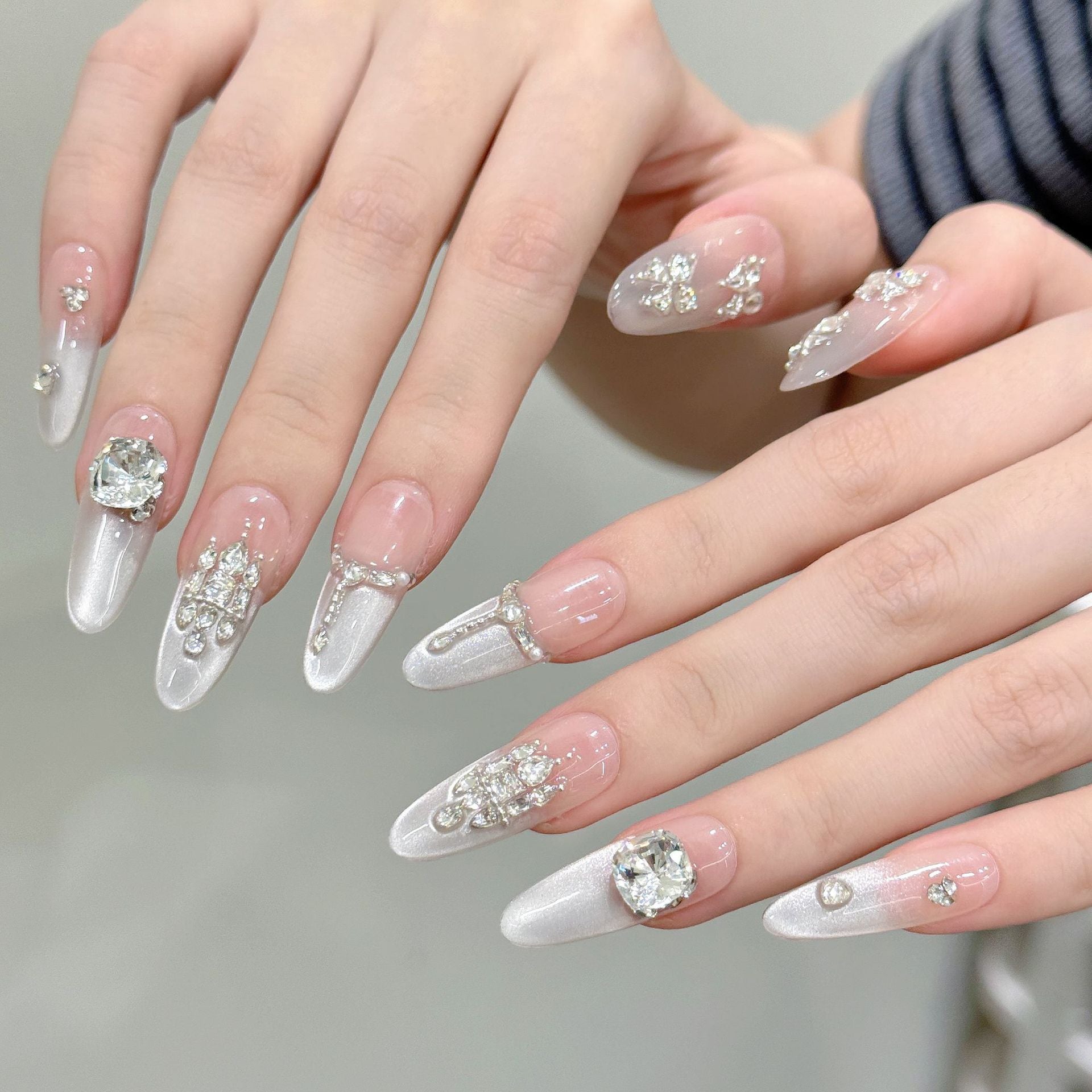 365nails: "Moonlight Sonata" – Silver Cat-Eye & Diamond Handmade Stiletto Nails