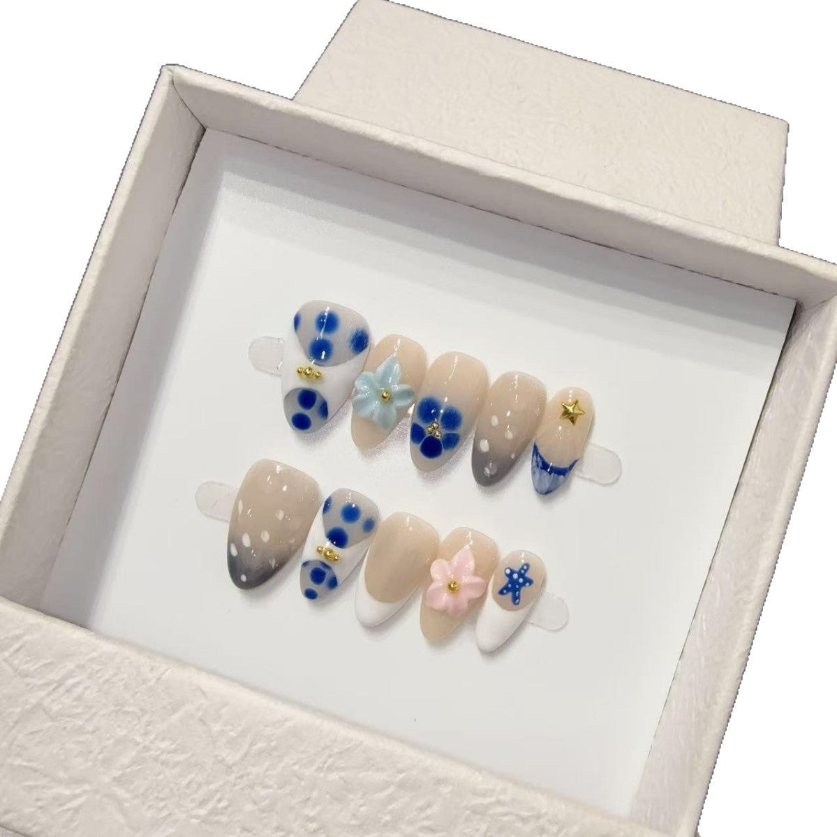 365nails: "Sonho de Campainha Azul" – Unhas de Amêndoa 3D Florais Artesanais