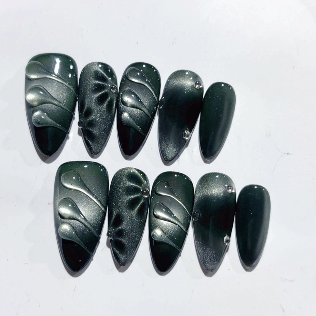 Sussurro Esmeralda: "Cat Eye Bloom" – Unhas Postiças Amendoada