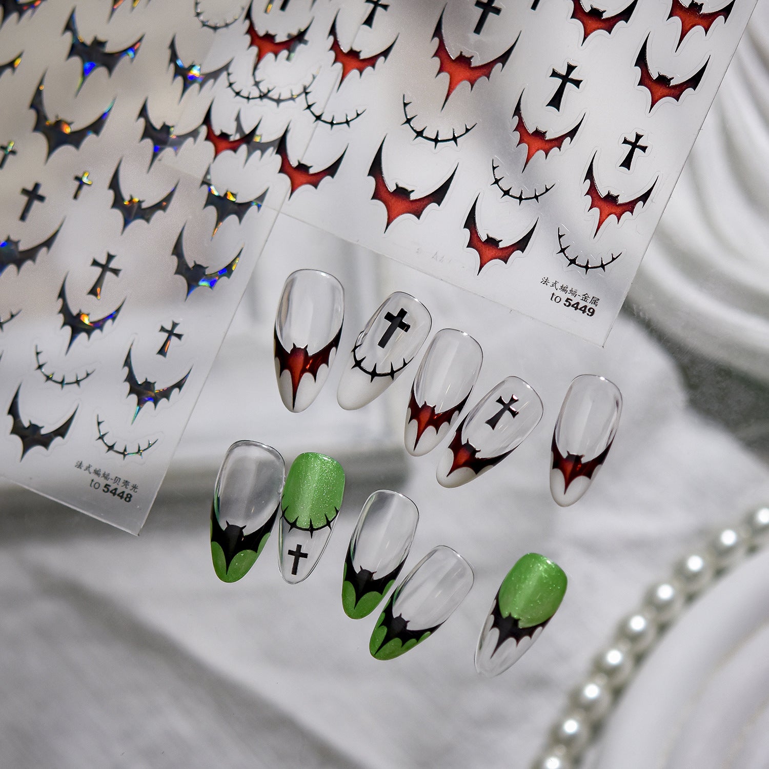 365nails: "Gothic Bat & Cross" – nail art stickers