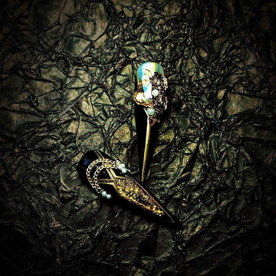 Title Black & Gold Baroque | Luxe Art Series Press-On Nails