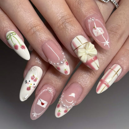 Sweet girl wind press on nails art almond fake nail cute strawberry removable nail finished product wholesale｜365nails