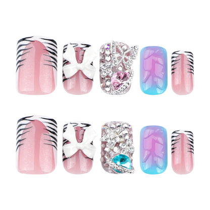 Manicura cuadrada corta con efecto de cebra en blanco y negro francés, con destellos de diamante y explosión, venta al por mayor | 365nails