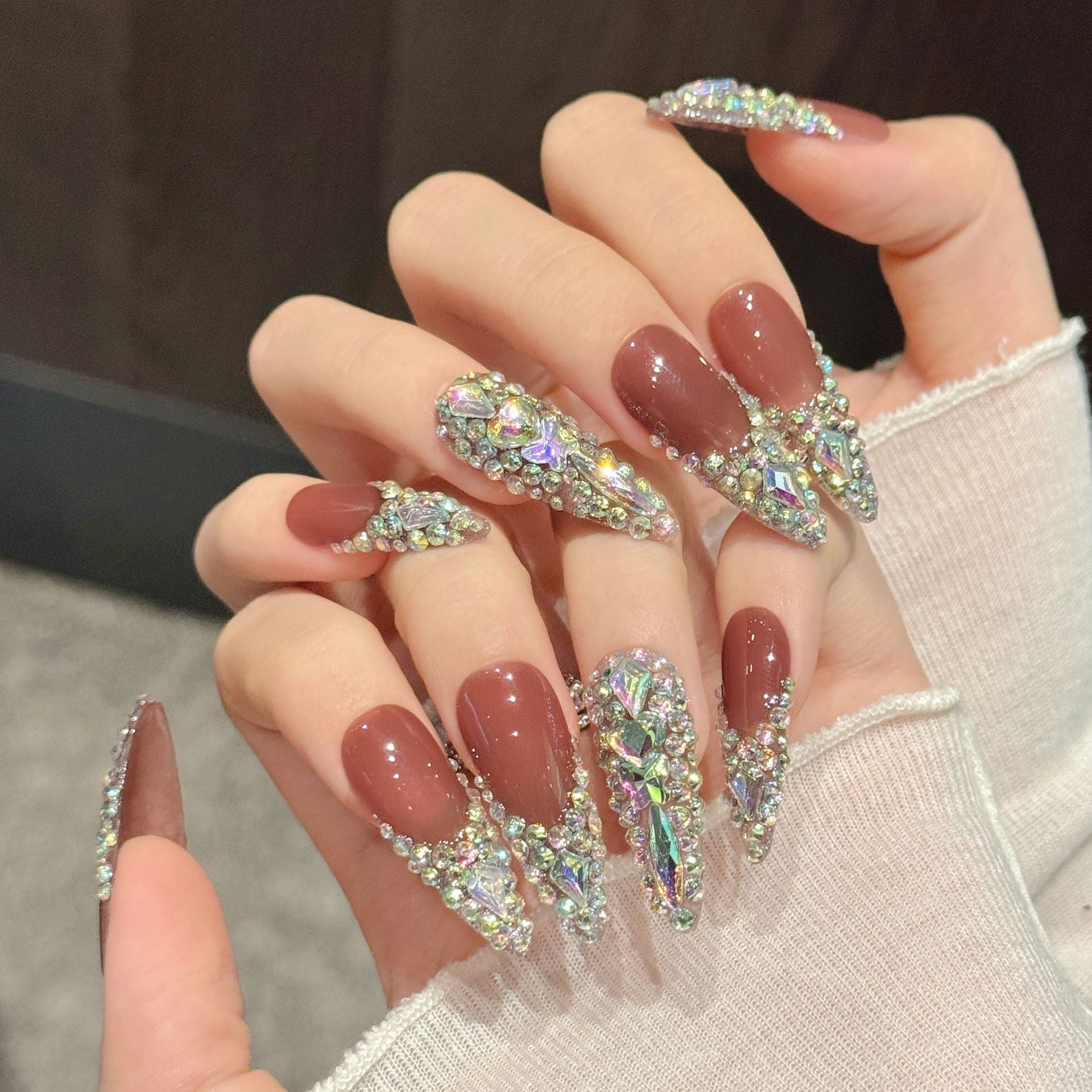 Luxury Crystal Rhinestone V-Cut Sparkling Nude Press On Nails