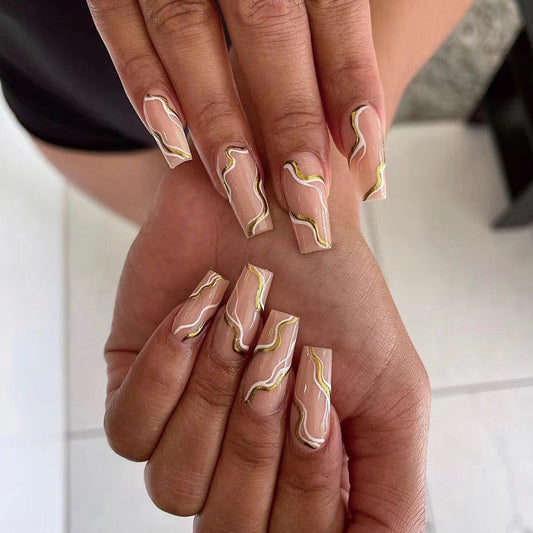 Wholesale of finished nails products, simple platinum contrasting colors, wavy fake nails, press on nails art nails in autumn and winter｜365nails