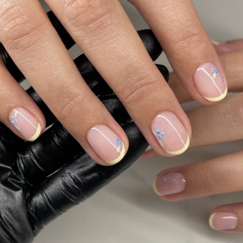 Small fresh French yellow manicure fake nails repeatable short round nail type wearing nail simple ins wind nail piece｜365nails