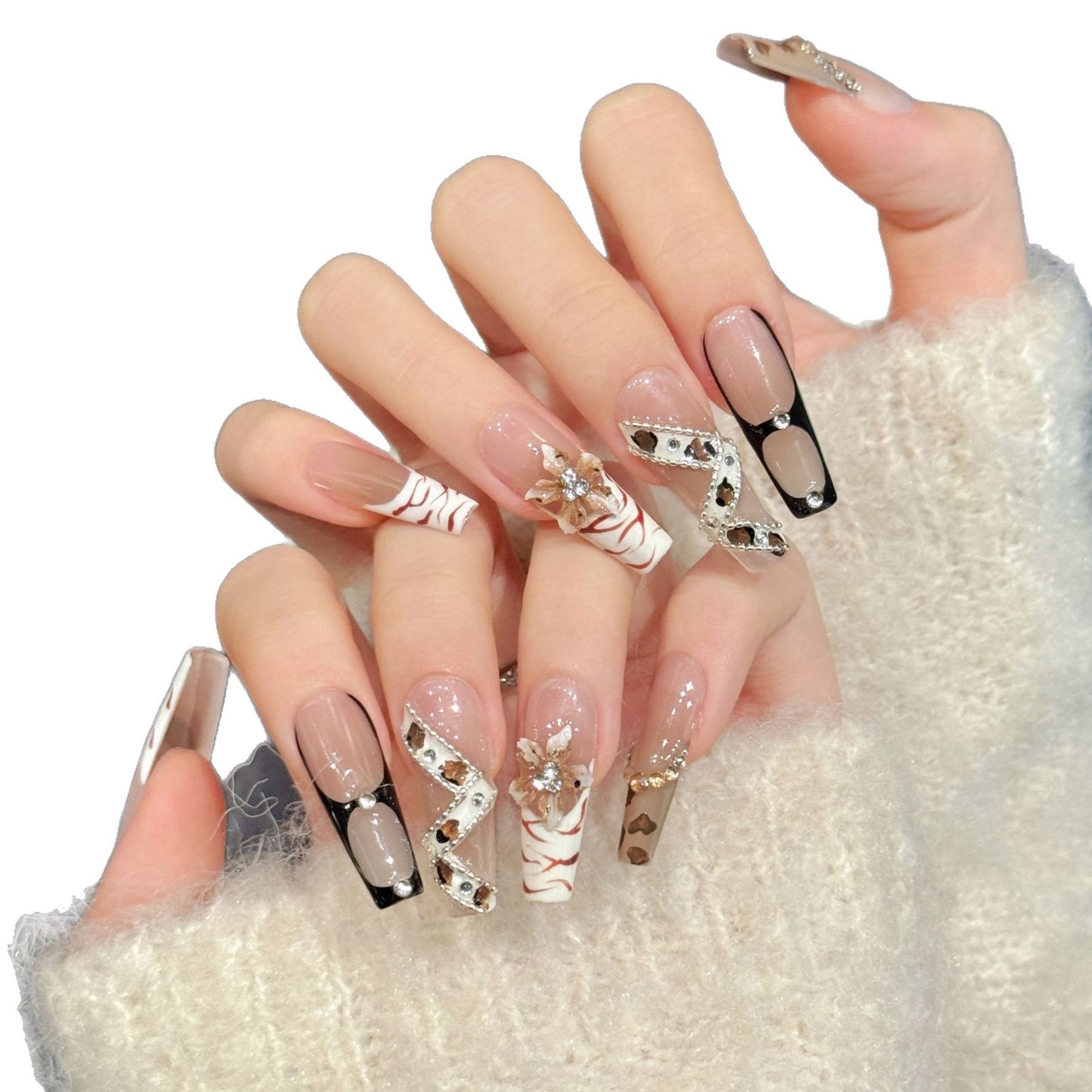 Nude Gold Crystal Wave Luxe Nails