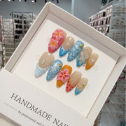365nails: "Brisa Tropical" – Unhas Amêndoa Médias Feitas à Mão com Flores 3D