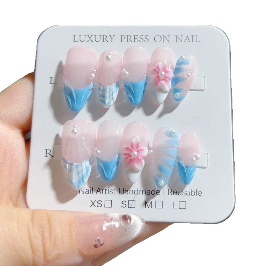 365nails：「蔚藍花語」— 中長款 杏仁形 藍粉花卉 手工製 穿戴甲