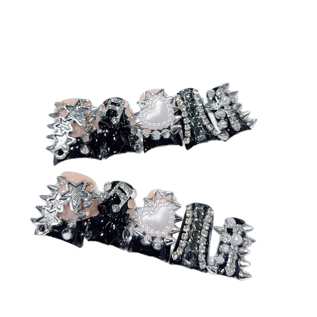 Punk Royal: "Spiked Heart" – Short Almond Handmade Press On Nails