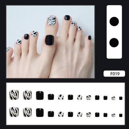 Unhas postiças com acabamento em unhas postiças Unhas postiças removíveis com acabamento em unhas postiças dos pés Unhas dos pés ｜365nails