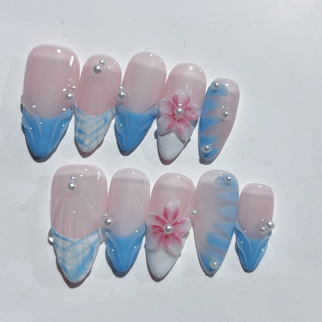 365nails：「蔚藍花語」— 中長款 杏仁形 藍粉花卉 手工製 穿戴甲