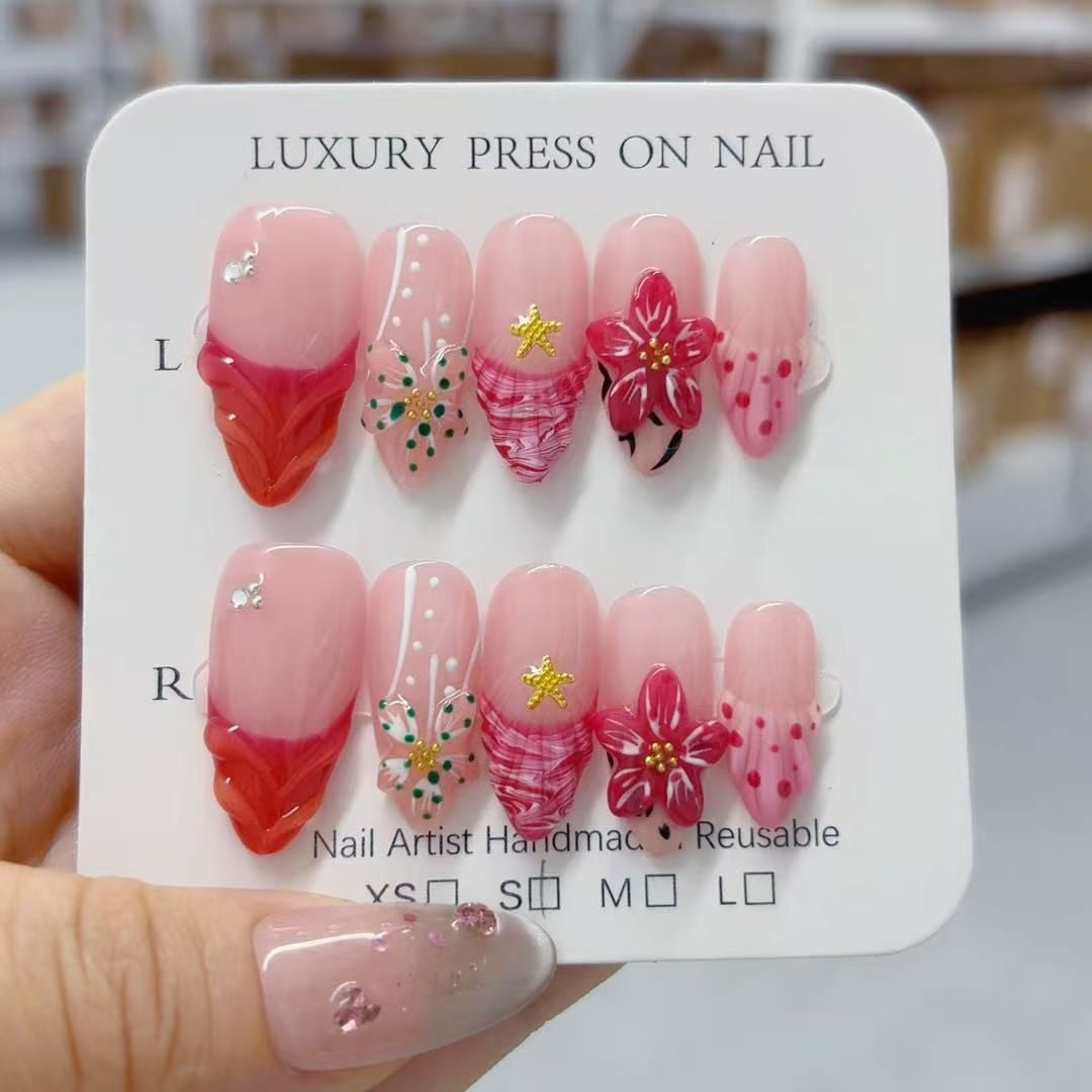 365nails-Ruby Blossom：「紅色花卉」— 杏仁形 手工製 3D 雕刻 穿戴甲