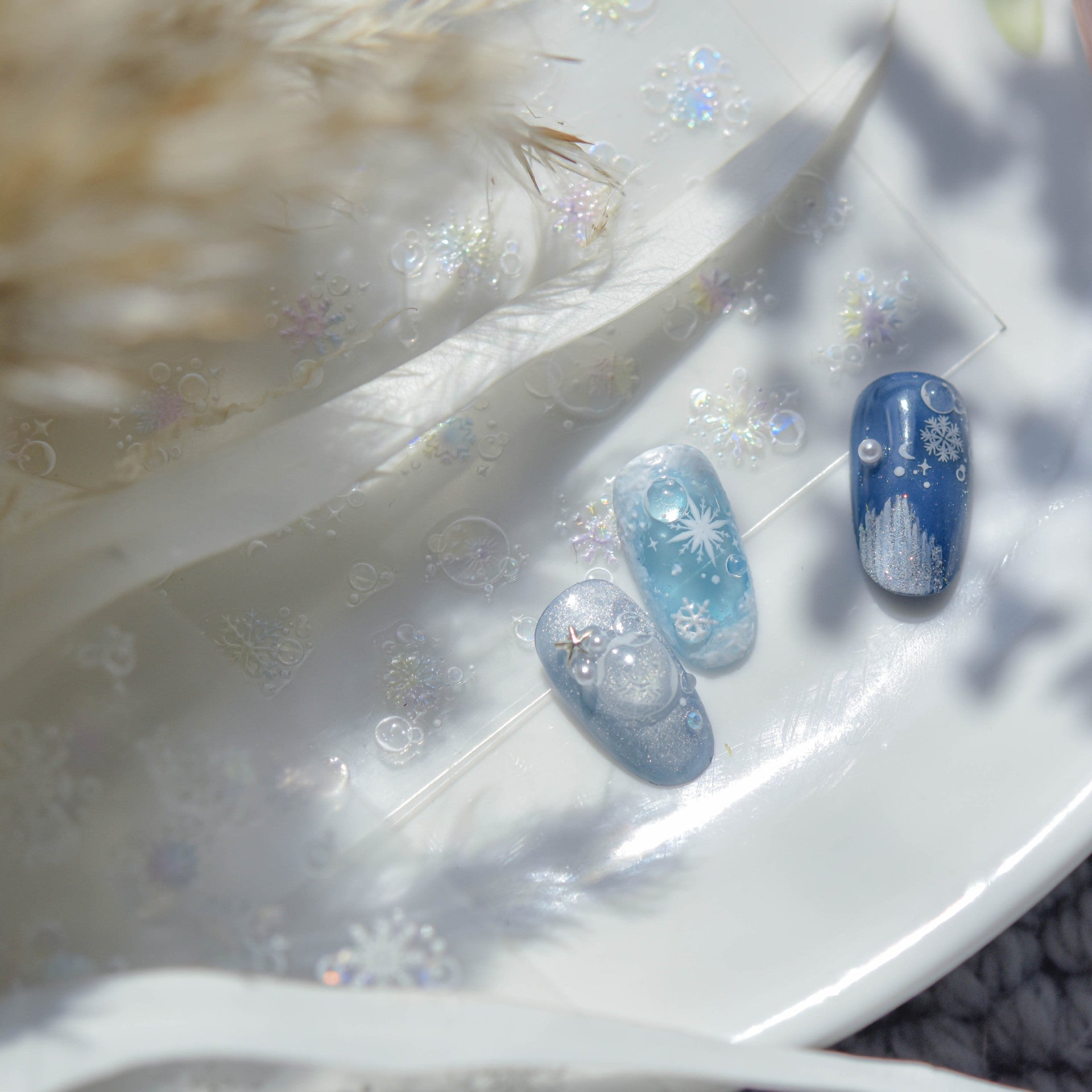 365nails : « Flocon de neige holographique à bulles » – Autocollants pour ongles