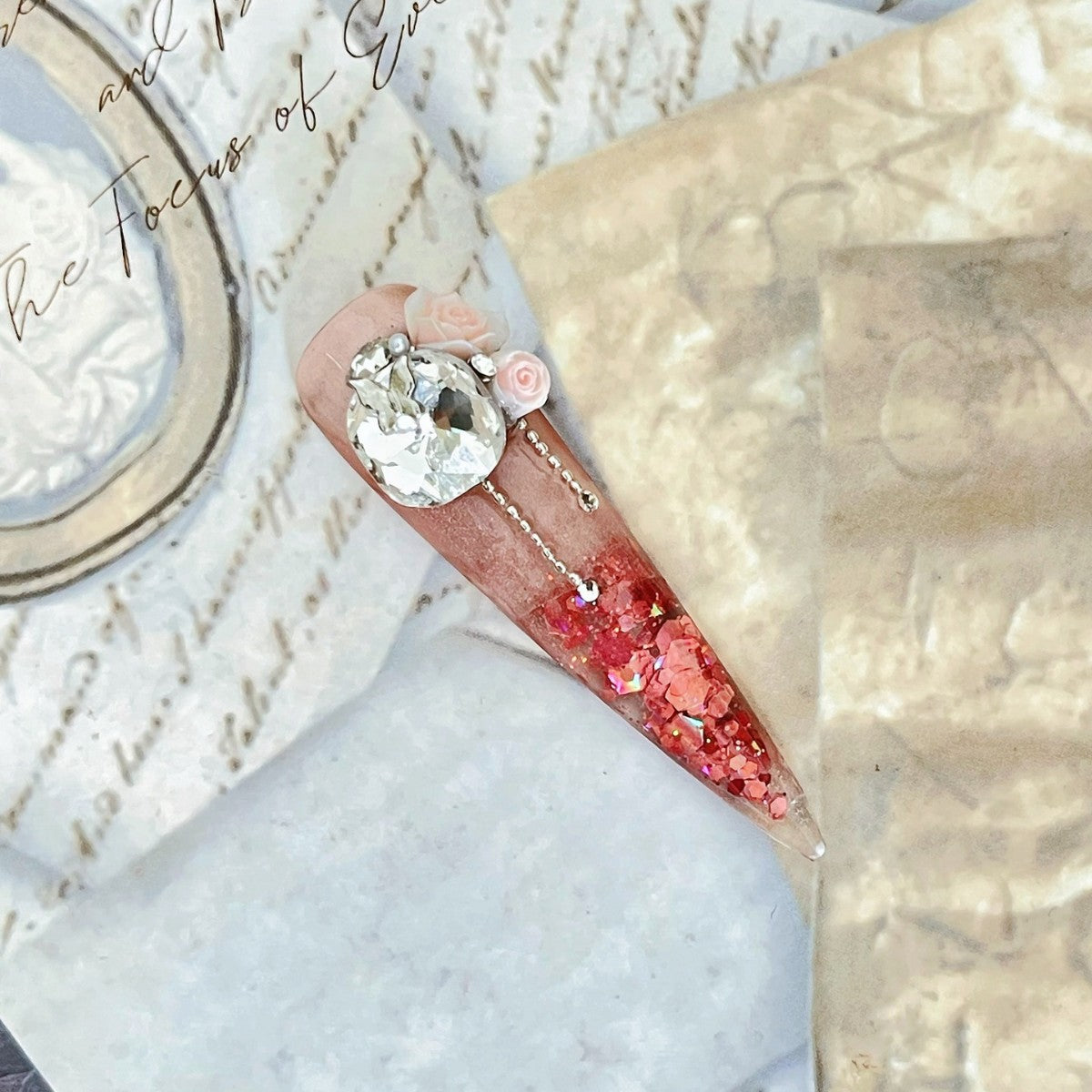 The Art Edit · Rosy Mirror Chain